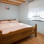 Stara Kula Ljubitovica